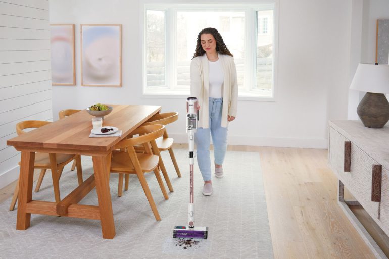 Shark introduces the Shark Detect Pro cordless vacuum cleaner with emptying function