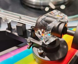 Pro-Ject record player The Dark Side of the Moon: music meets technical excellence