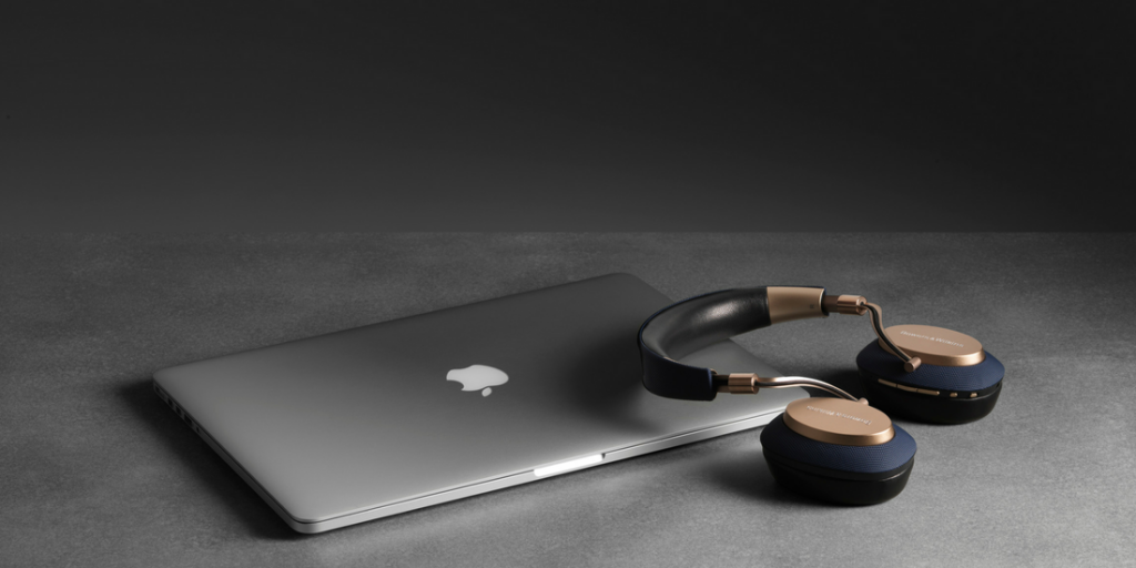 Bowers & Wilkins PX