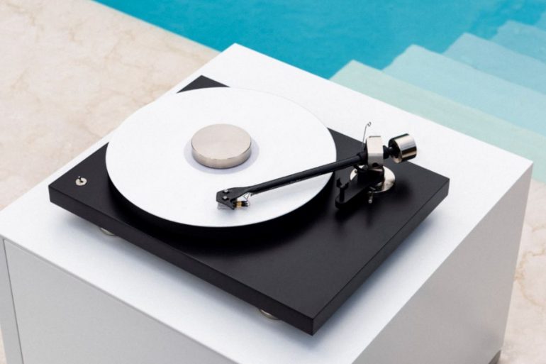 Pro-Ject Debut PRO