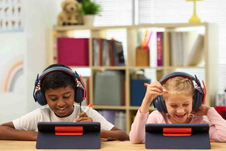 Logitech Zone Learn