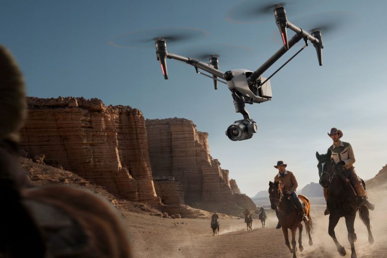 DJI Inspire 3 è il nuovo drone cinematografico aerodinamico