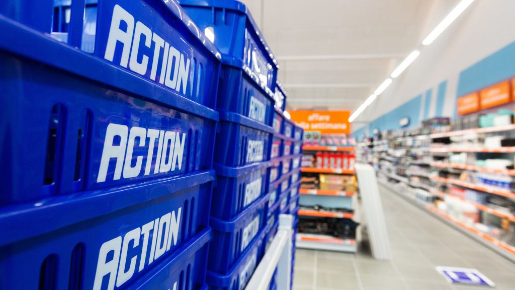 Action inaugura un nuovo punto vendita a Como, con 20 nuovi dipendenti.