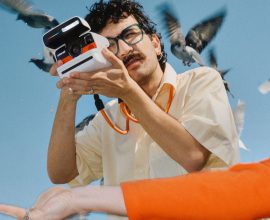 Polaroid Flip