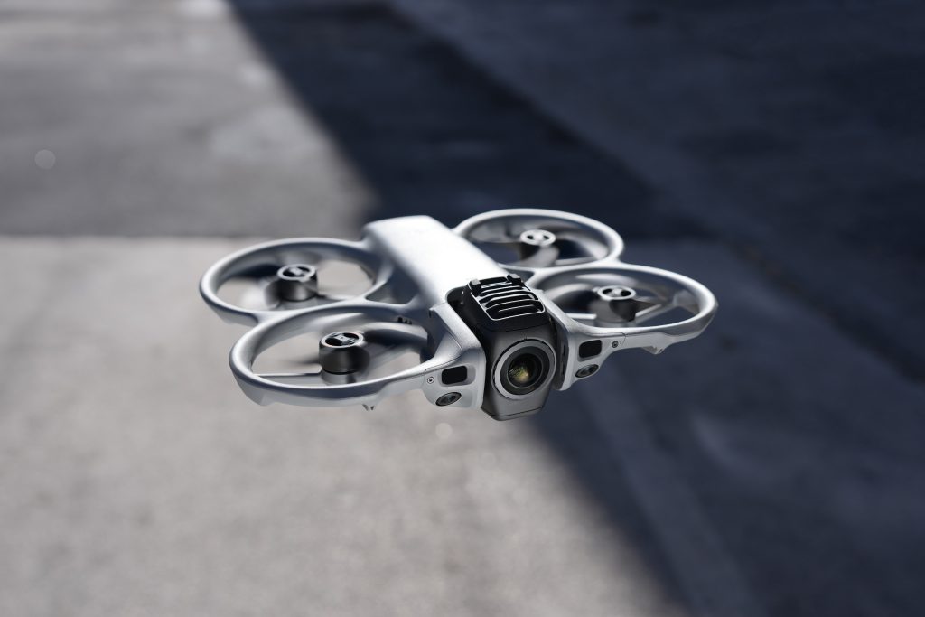 DJI presenta Avata 360, il nuovo drone per le riprese a 360 gradi