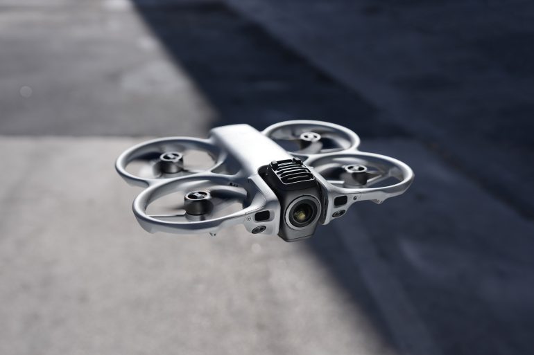 DJI presenta Avata 360, il nuovo drone per le riprese a 360 gradi
